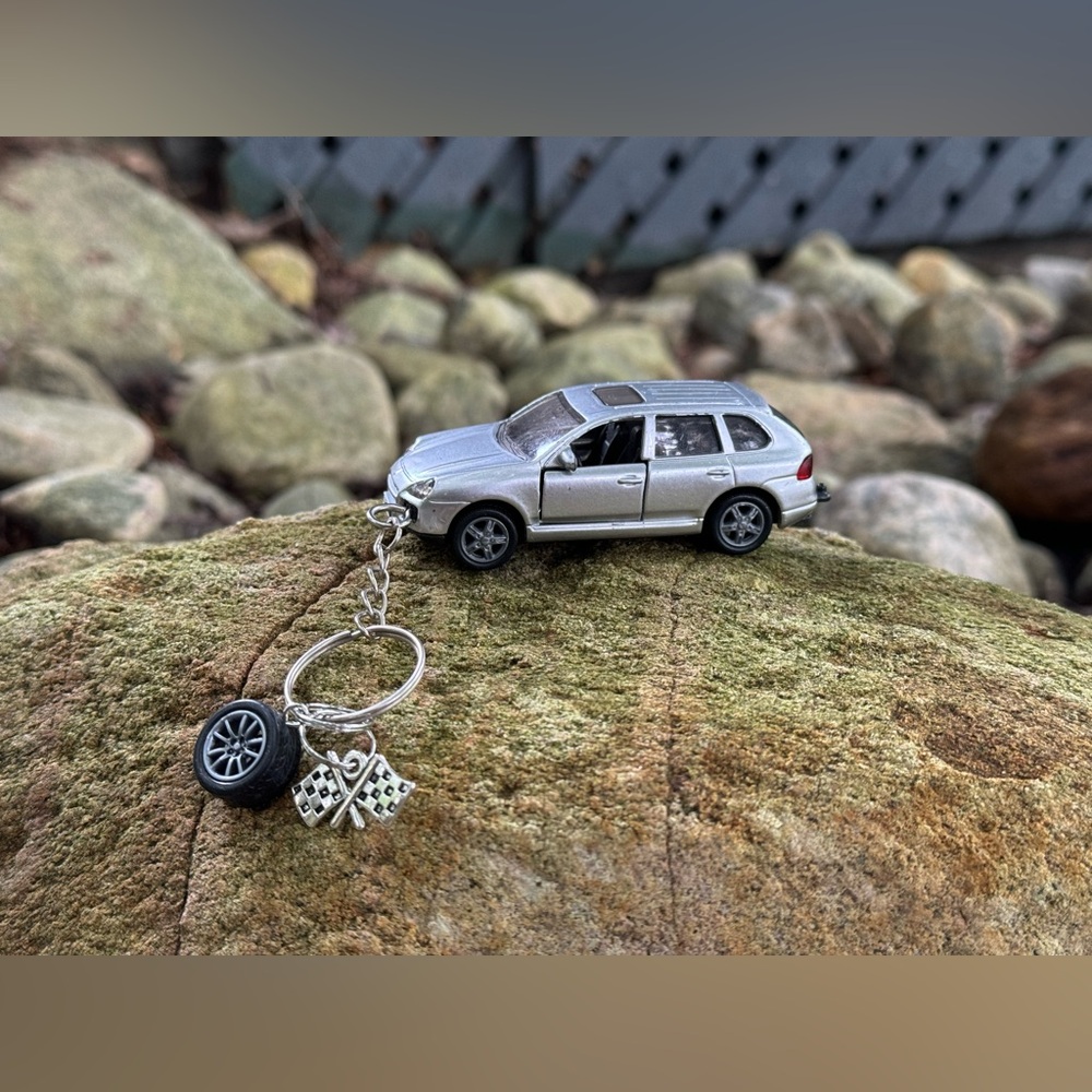 Siku Porsche Cayenne Turbo Car Keychain